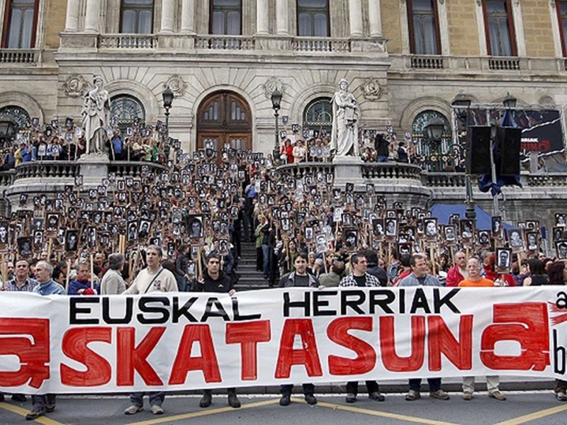 Ethnopluralismus – eine antikoloniale Begriffsgeschichte:  Völker, hört die Signale&nbsp;…